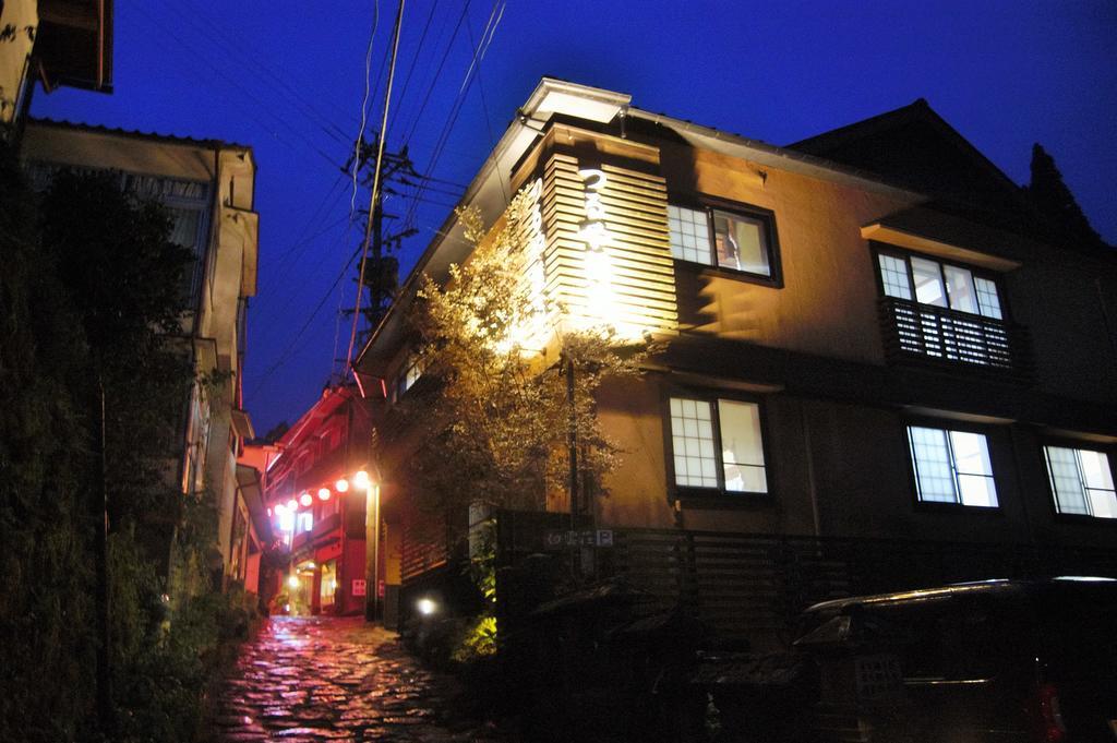 Ryokan Tsuruya Intaku Hotel Yufu Exterior photo